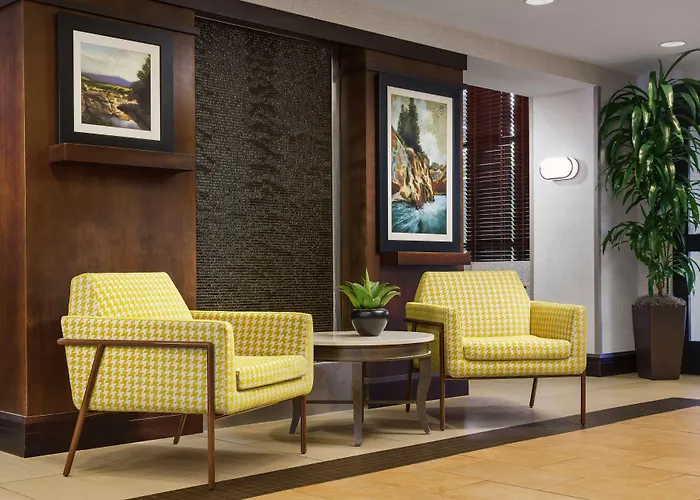 West Sacramento Hotels