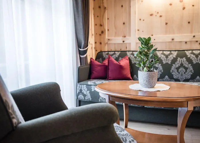 Hotel Gruener Baum Bressanone