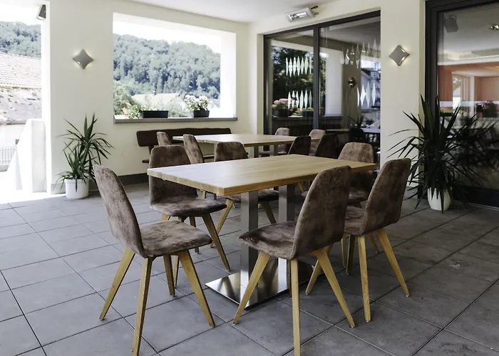 Hotels in Kinding