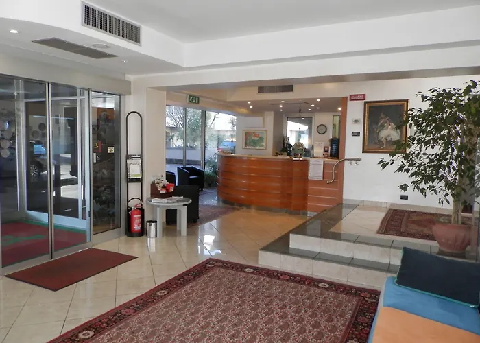 Augustus Hotel Biella