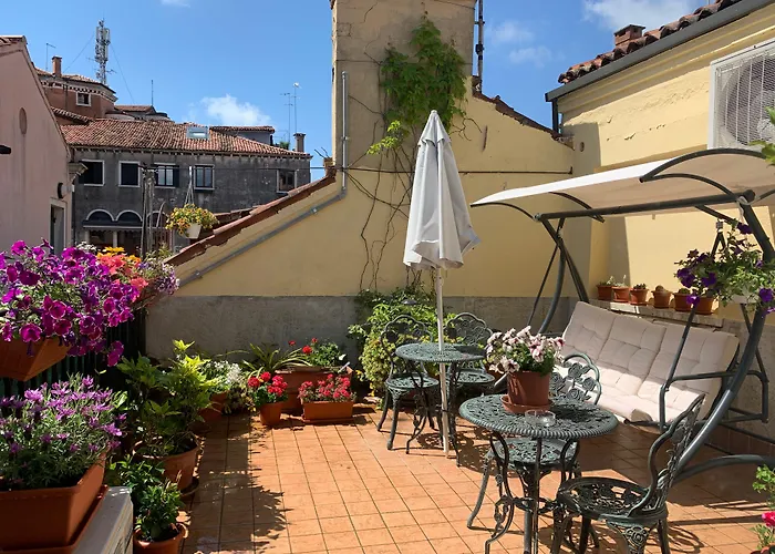 Al Campaniel Bed And Breakfast Venetië