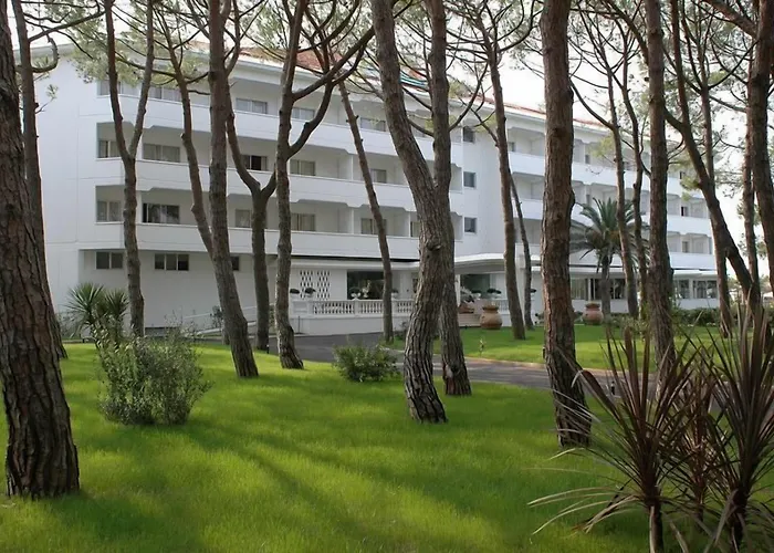 Hotels in Baia Domizia
