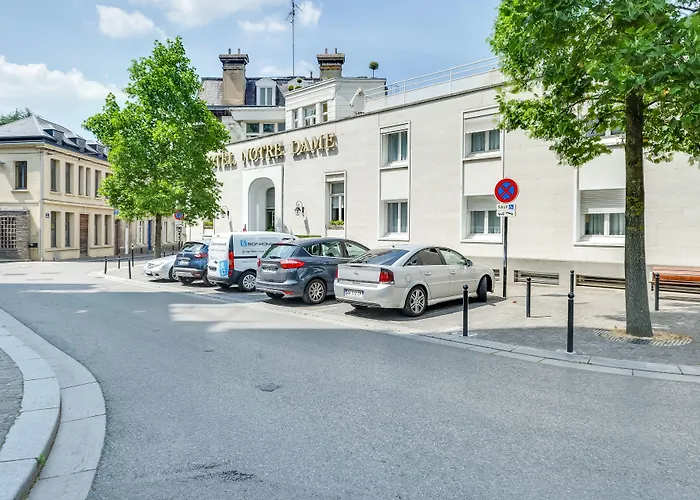 Brit Hotel Notre Dame
