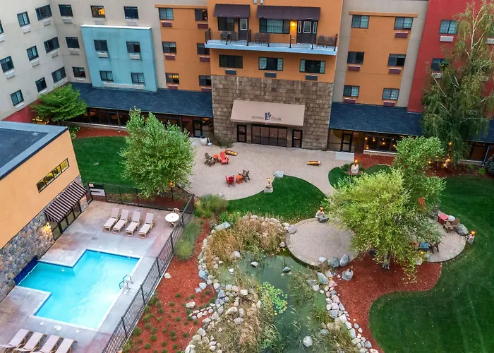 Sergeant Bluff Hotels