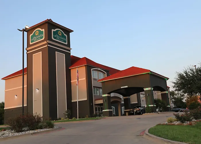 Sulphur Springs Hotels