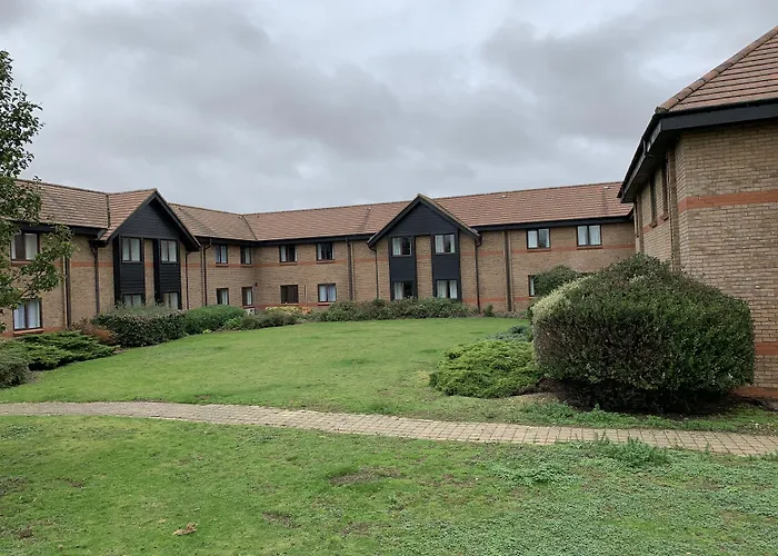 Hotel Ramada Cambridge Fen Drayton