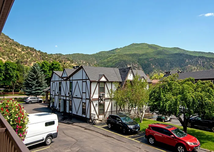Silver Spruce Inn Glenwood Springs