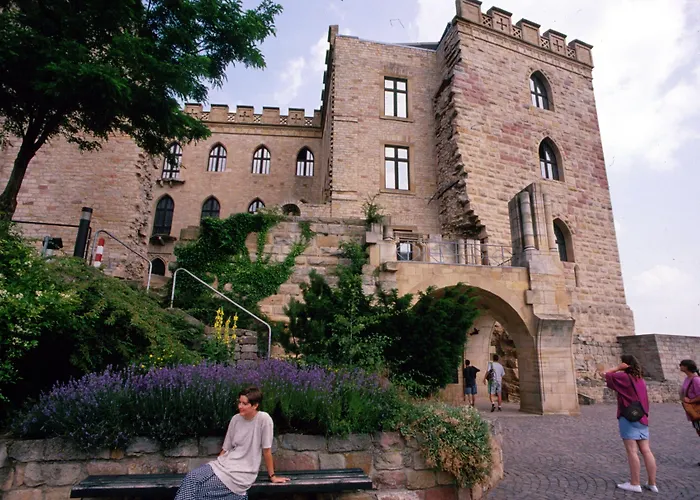 Edesheim Hotels