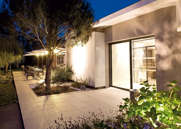 Bouaye Hotels