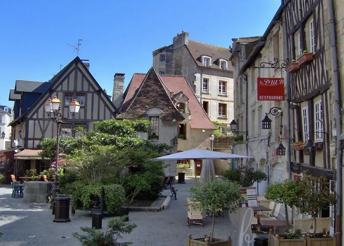 Hôtel Des Quatrans Caen