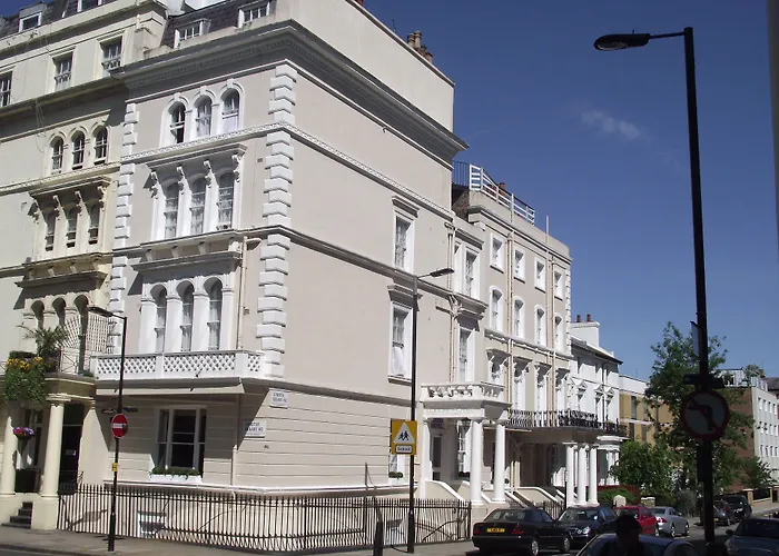 Lords Hotel