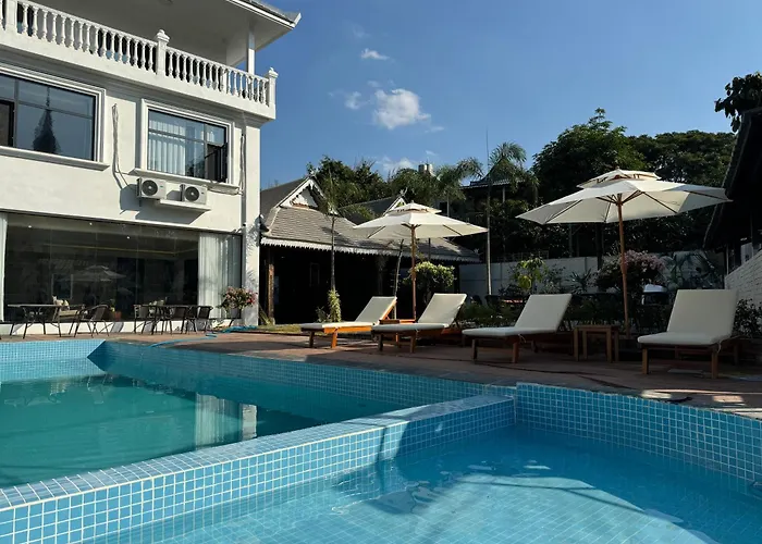 Xishuangbanna Hotels