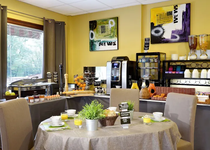 Saint-Marcel (Indre) 3 Star Hotels
