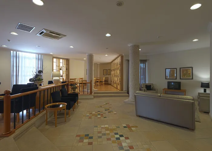Anadia Hotels