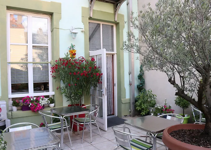 Logis-Hôtel des Oliviers