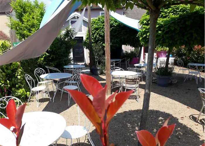 Le Merle Blanc Hôtel Logis