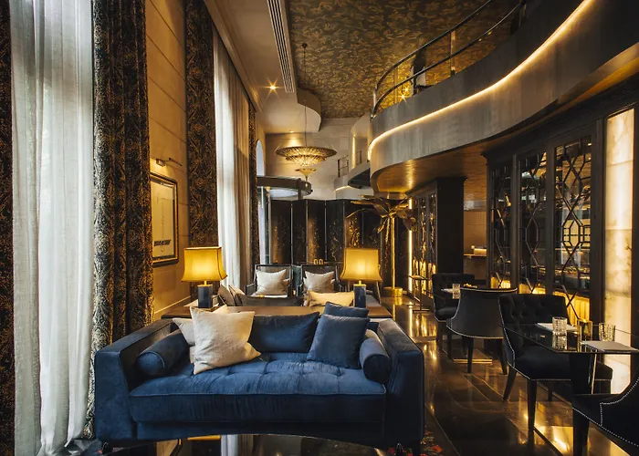 Hotel Bagues, A Small Luxury Hotel Of The World