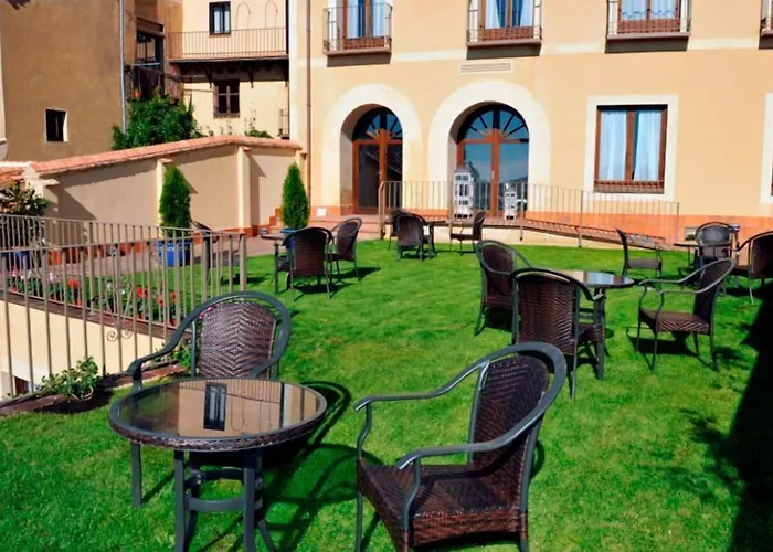 Segovia Hotels
