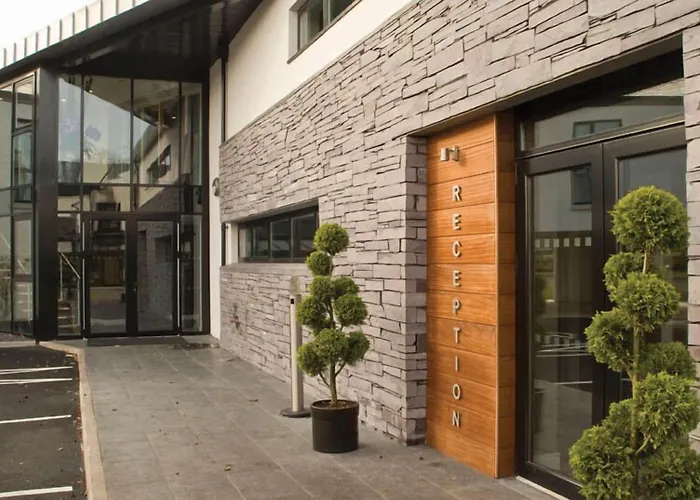 Aldergrove Hotels