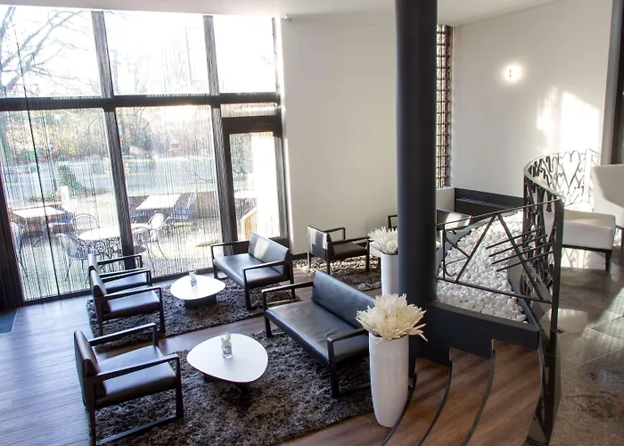 Grobbendonk Hotels