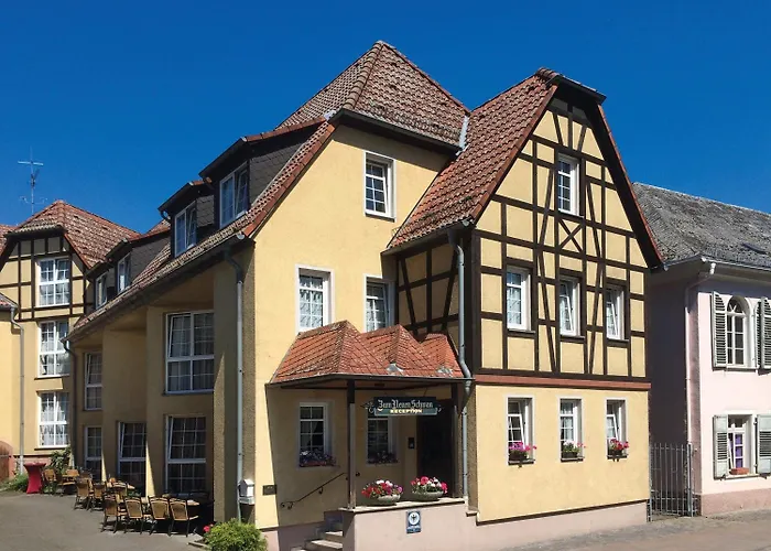 Hotels in Walluf