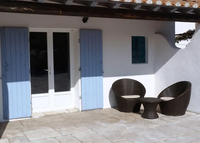 Hotel Mas De Calabrun à Les Les Saintes-Maries-de-la-Mer