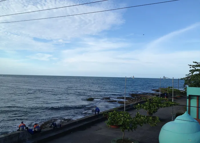 Puerto Limon Hotels