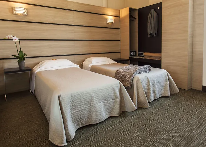 Carate Brianza Hotels