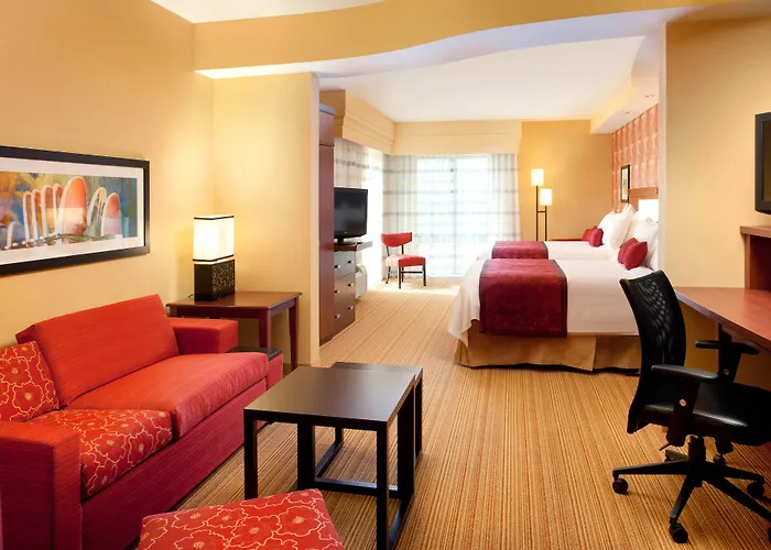 Courtyard By Marriott San Diego Oceanside
