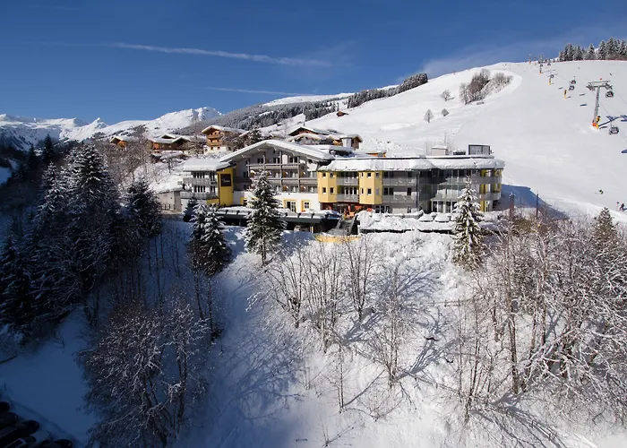 Hotel Residenz Hochalm - Ski In -Ski Out