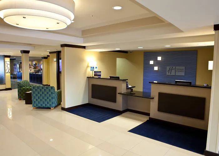 Dimondale Hotels