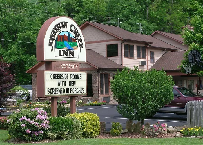 Jonathan Creek Inn And Villas