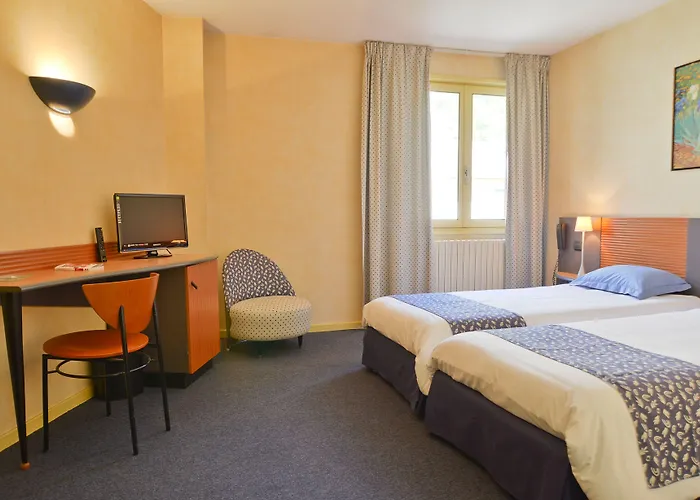 Montagnieu (Ain) Hotels
