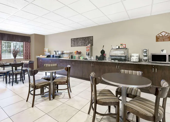 Sidney Hotels