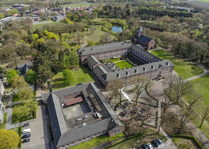 Fletcher Kloosterhotel Willibrordhaeghe Deurne