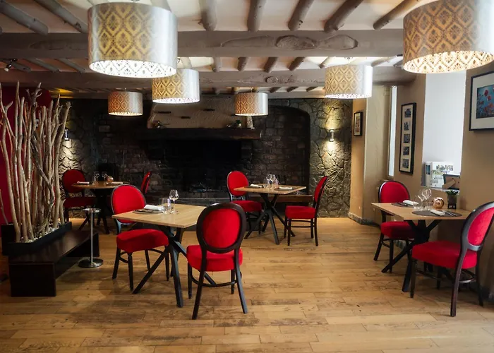Logis Hotel Spa Restaurant Au Site Normand Clécy