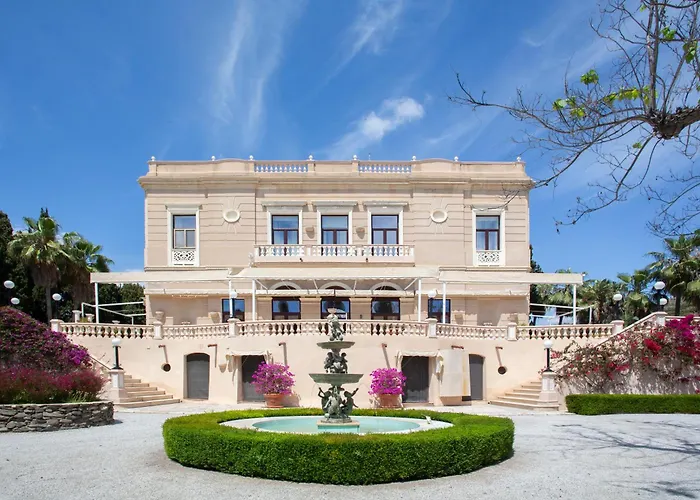 Casa de los Bates Motril