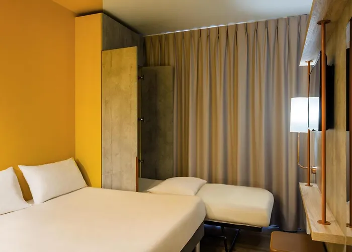 Ibis Budget Senlis