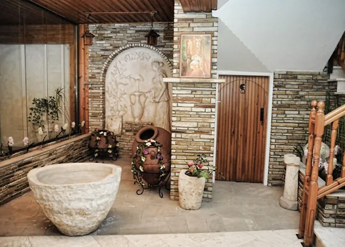 Elysso Hotel