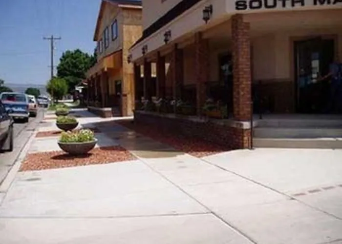 Sevier Hotels