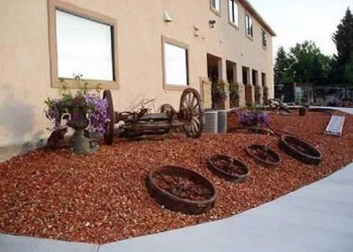 Loa Hotels