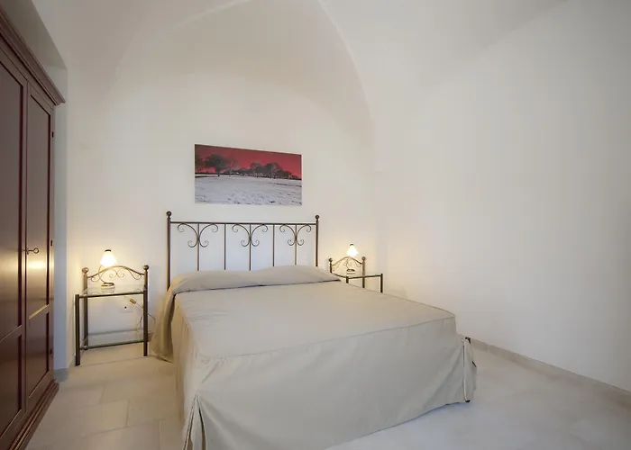 San Velletri Guest House