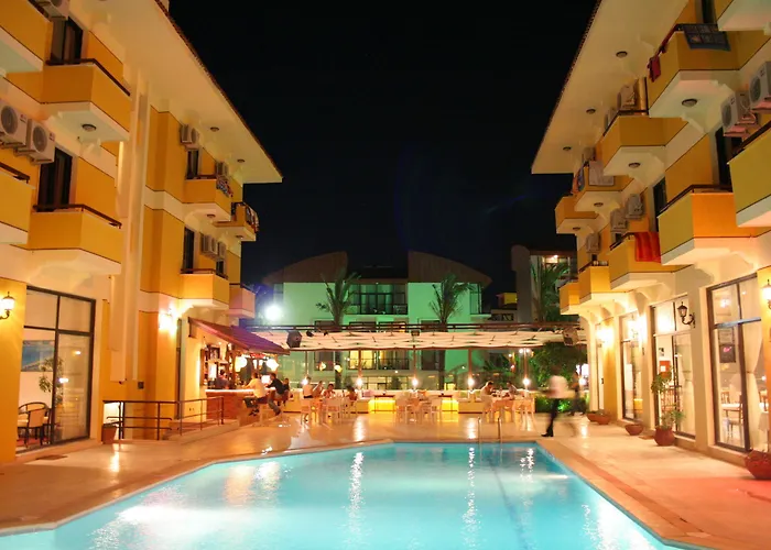 Albano Hotel Çeşme