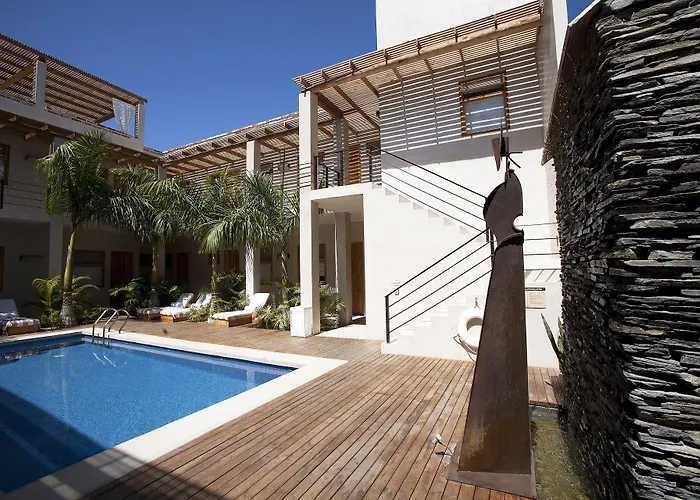 Todos Santos Hotels