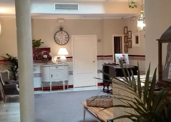 Le Petit Paris Hotel Sevilha