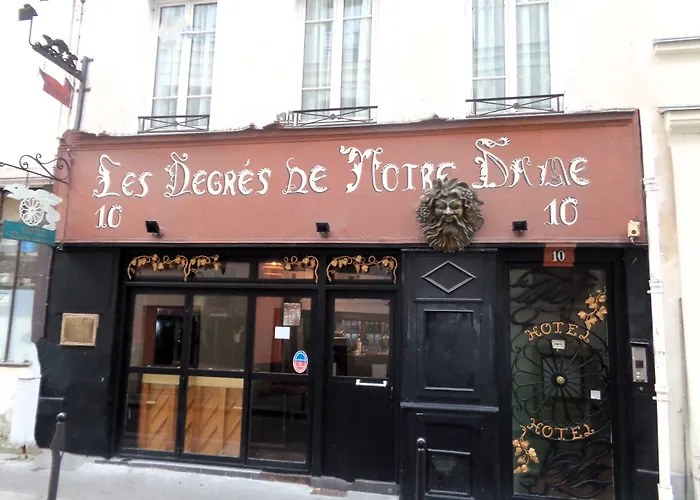 Hotel Les Degres De Notre Dame Parijs