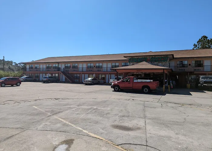 Summer Breeze Motel