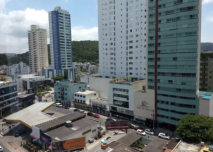 Stay - Apartamentos, Studios E Quartos - Piscina, Jacuzzi E Sauna - 400M Da Praia Central Balneário Camboriú