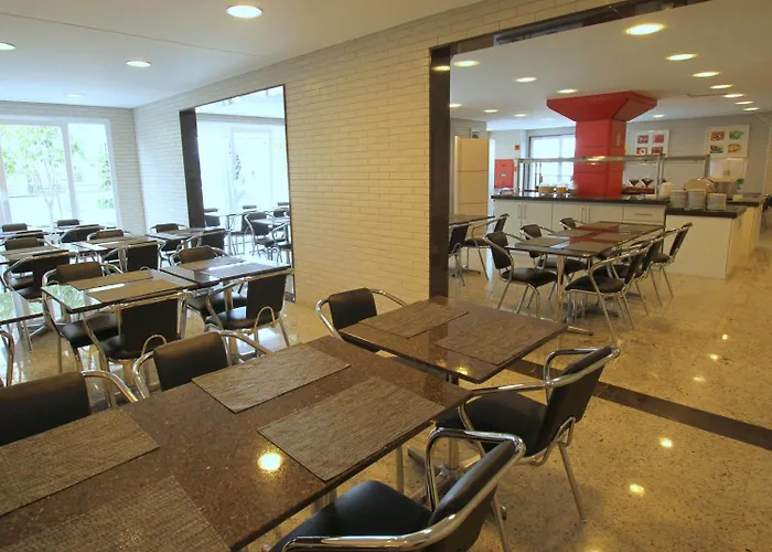 Hotel Confiance Batel Curitiba