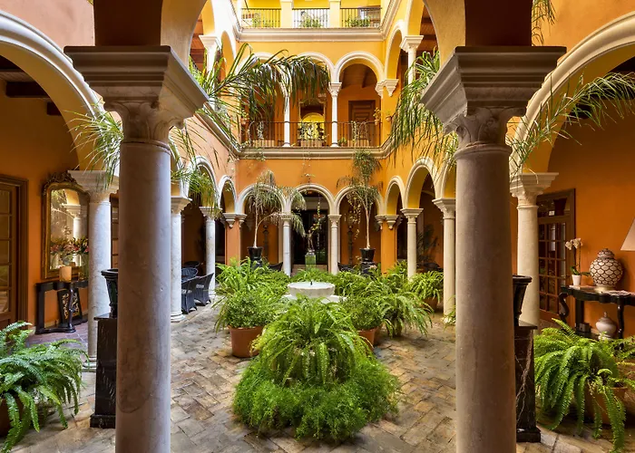 Hotel Casa Del Poeta
